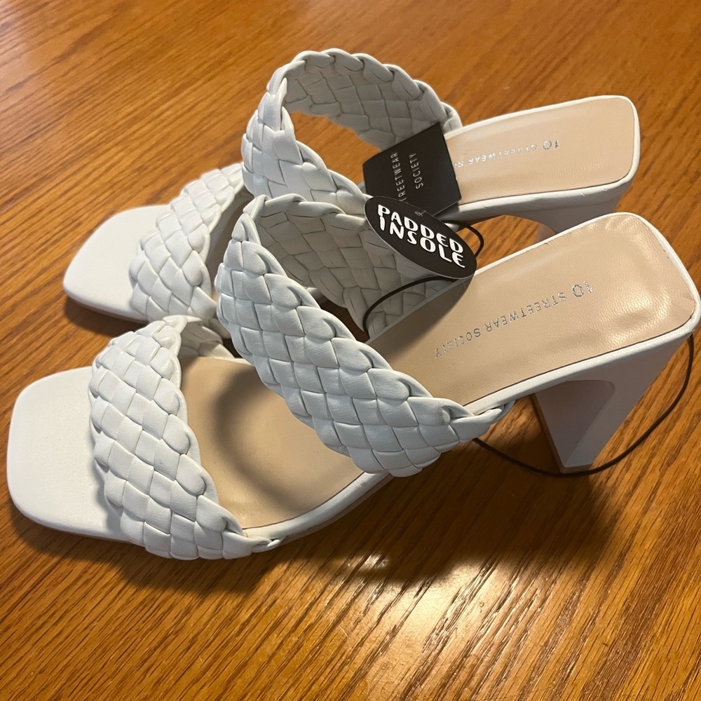 NWT Sandals Streetwear Society White Braided Strap Chunky Block Heel